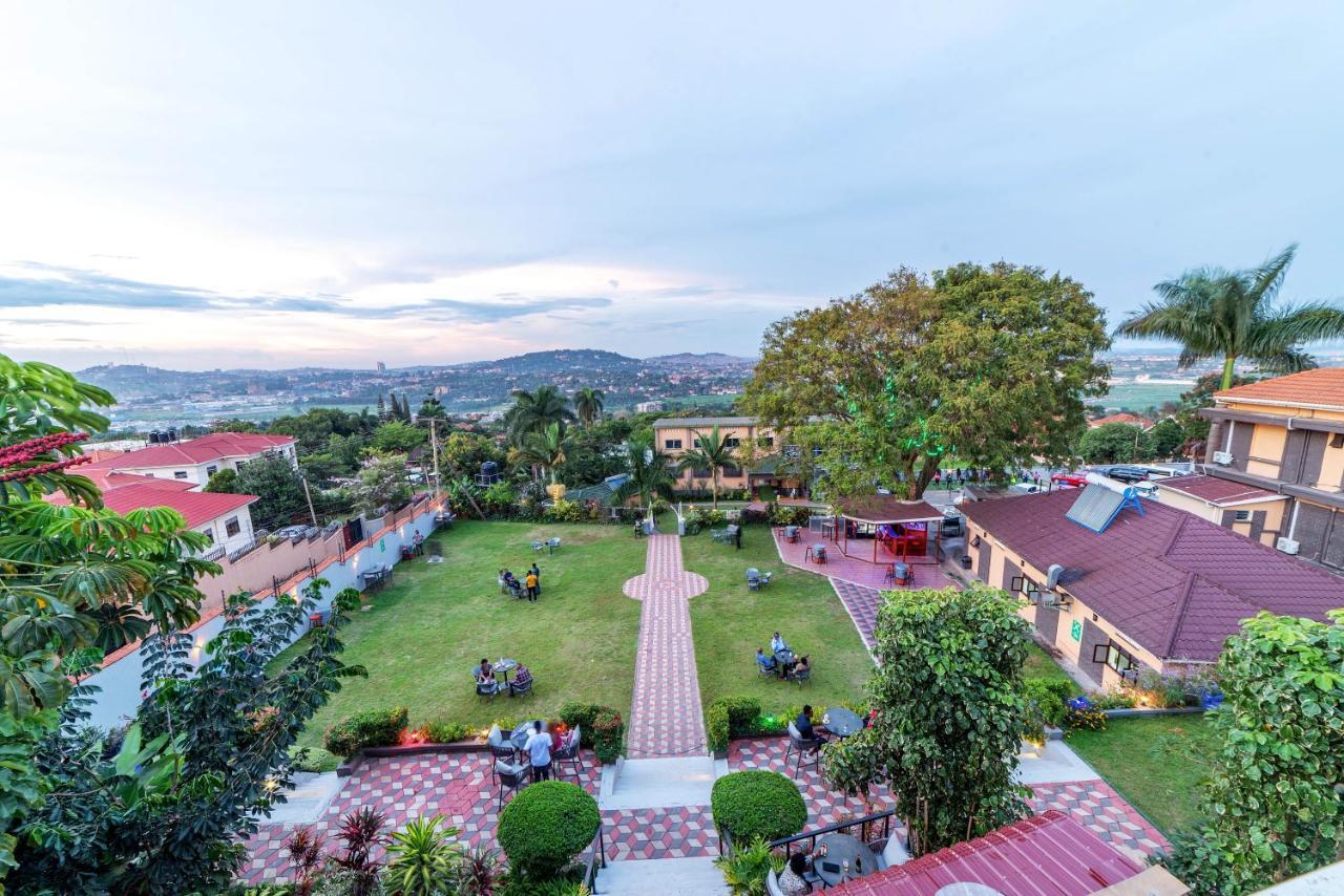 Afro Park Hotel Kampala Exterior foto